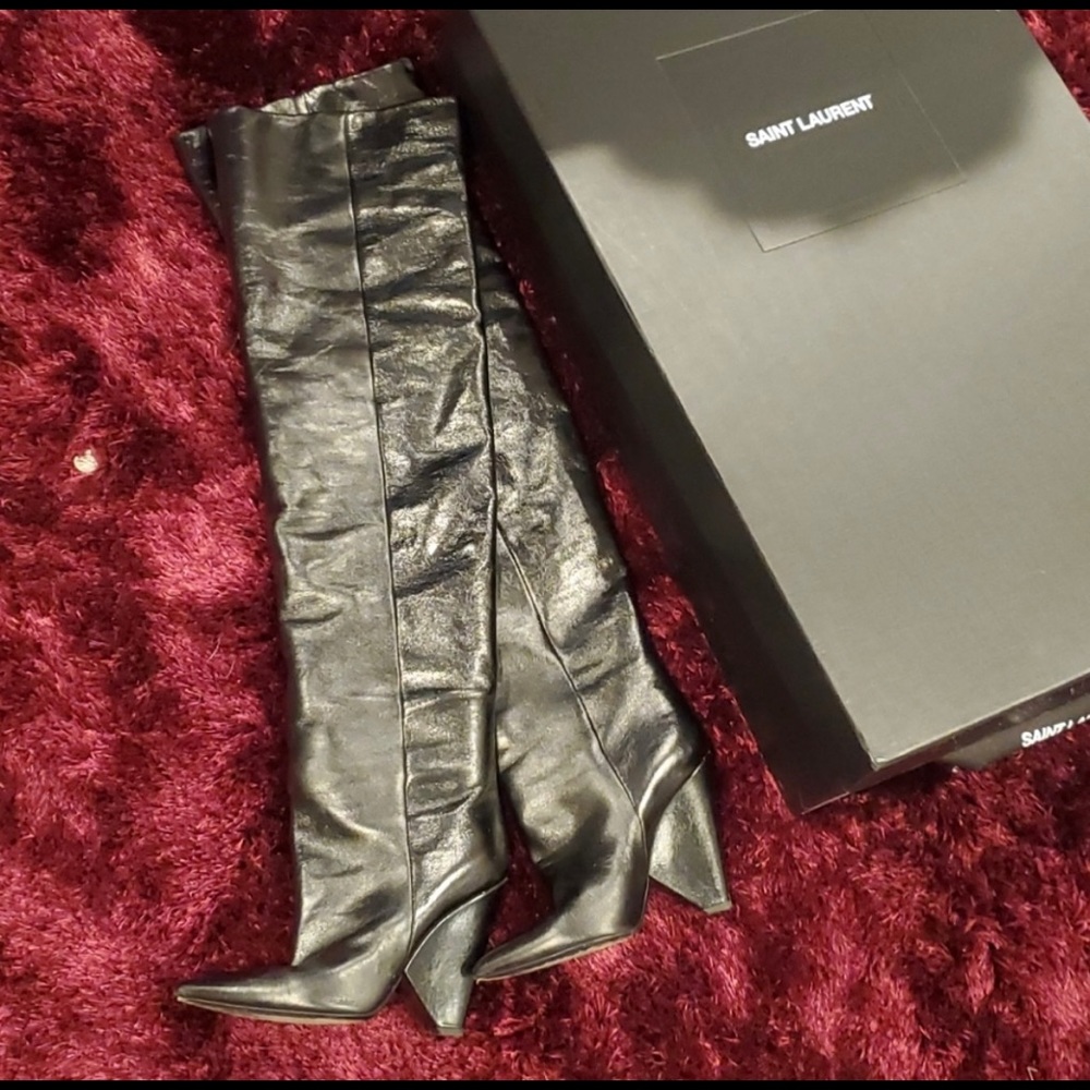 Saint Laurent Nikki Boots 105 - Picture 2 of 7